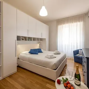  Appartamento Bnbutler - Strigelli, 13 - Accogliente Bilocale Con Balcone